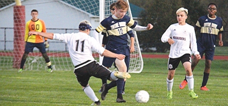 Marauders move on in Section III playoffs with 2-1 over Jugglers